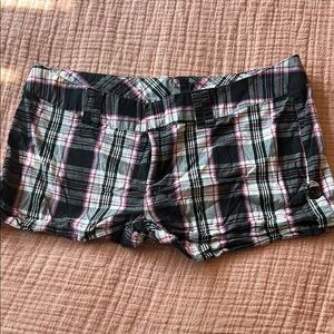 Plaid Shorts in Black and Pink